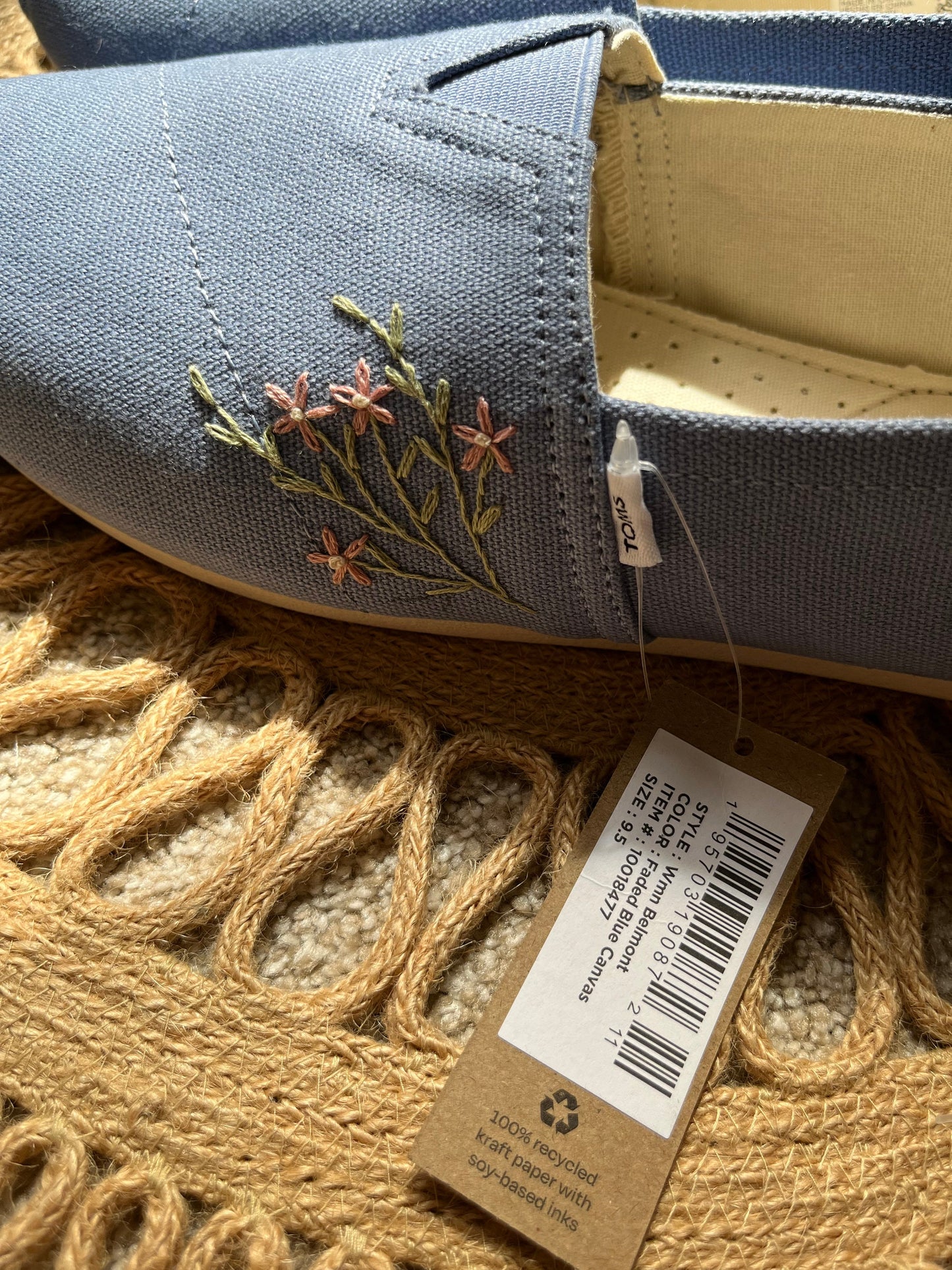 Embroidered TOMS | 9.5 Womens | Floral Shoes