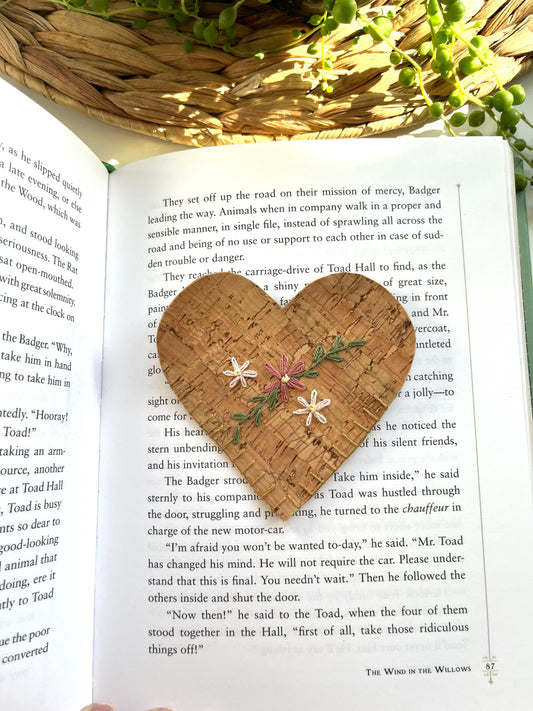 Heart Corner Bookmark | Cork Bookmark